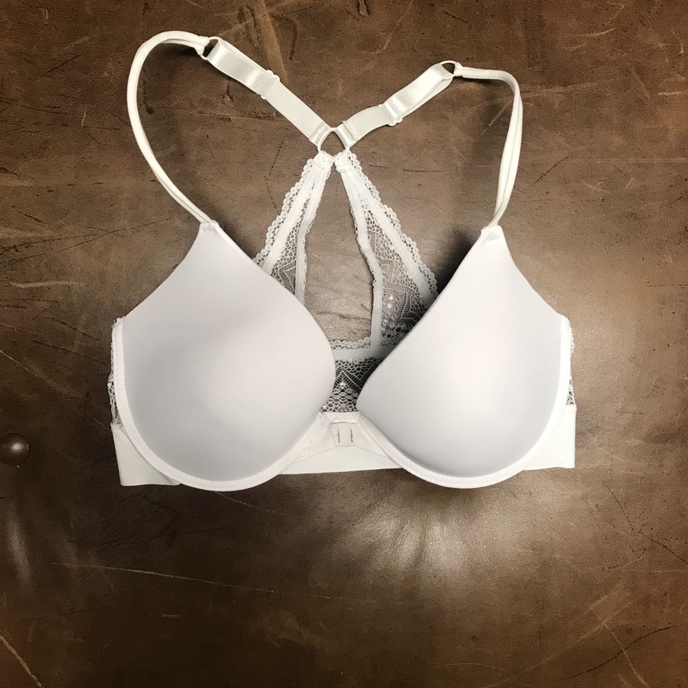 White lace padded bra 36 D
